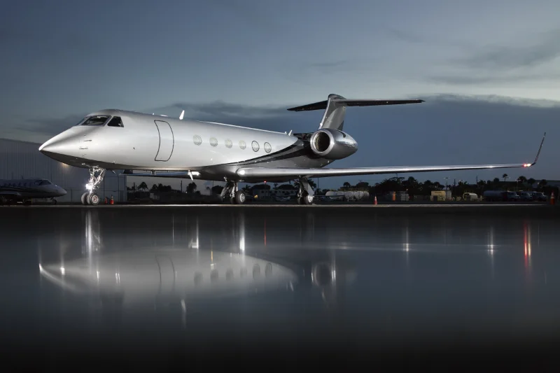 Gulfstream V - Exterior